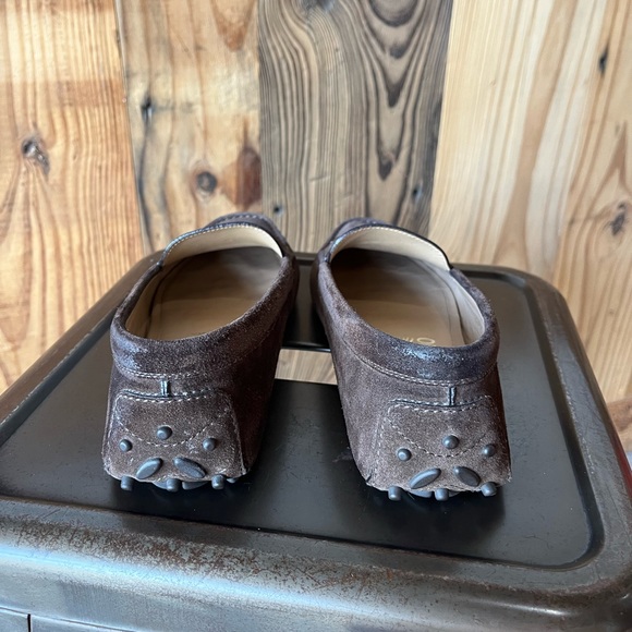 Ferragamo Loafer in Dark Brown Suede - Picture 4 of 7